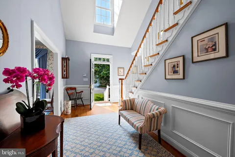 $895,000 | 12 Dembeigh Hill Circle, Baltimore, MD 21210