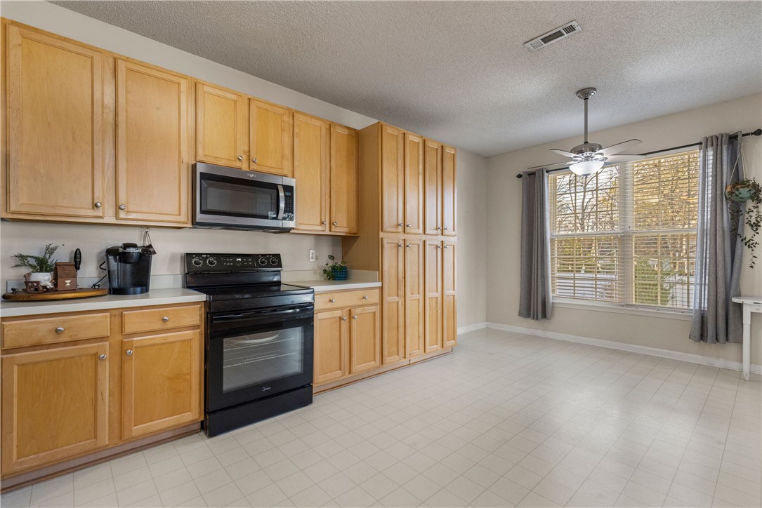 104 West Sundance Drive Easley, SC 29642 - Photo 18 of 36