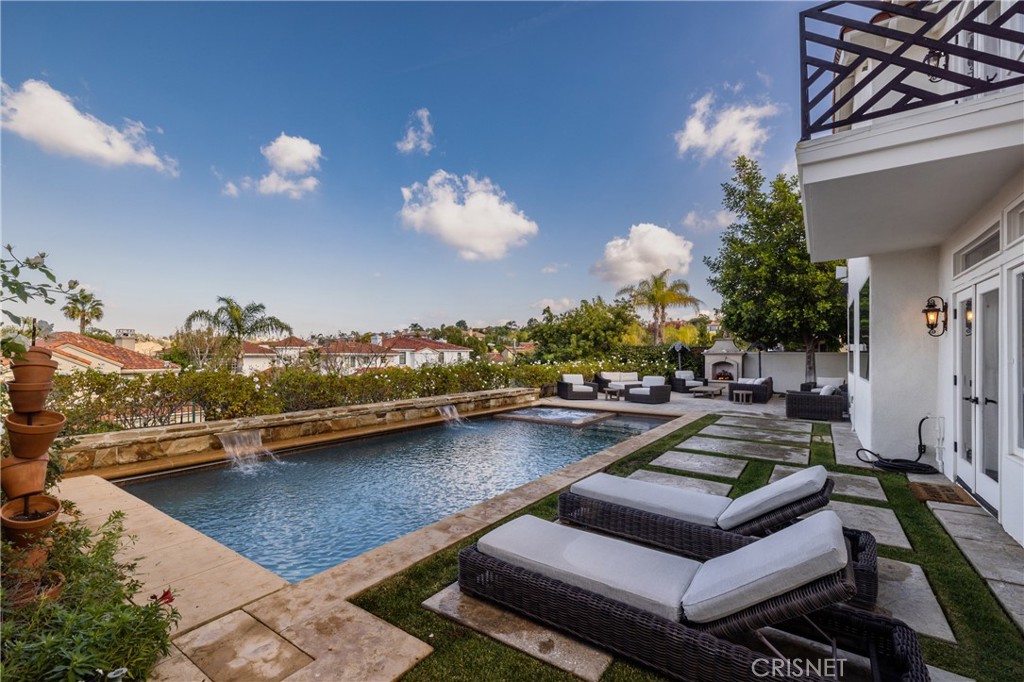 3626 Paseo Primario Calabasas, CA 91302 - Photo 29 of 41