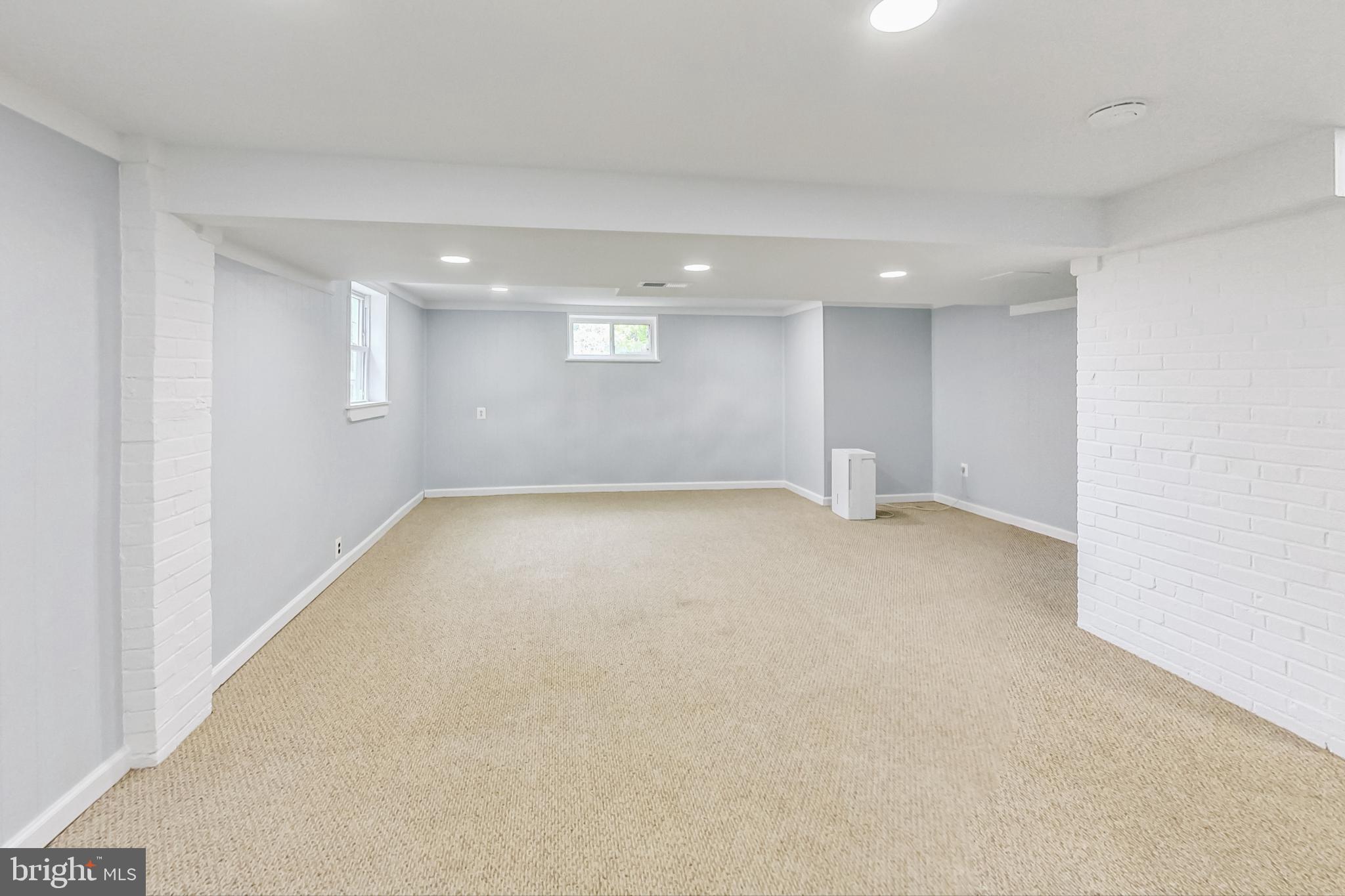 9110 Bradford Road Silver Spring, MD 20901 - Photo 40 of 63