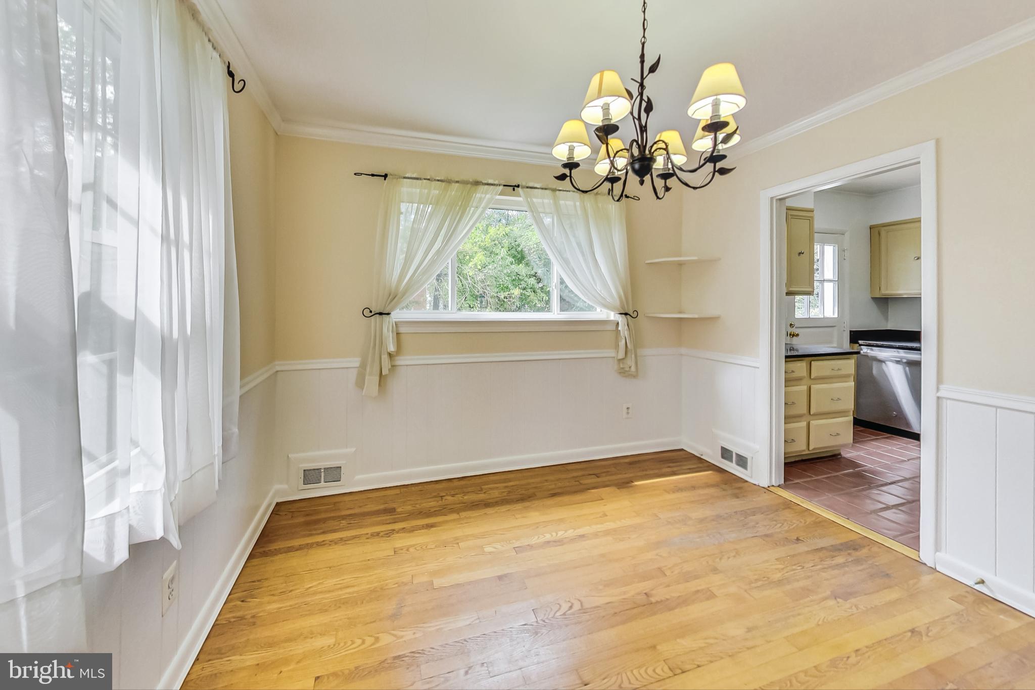 9110 Bradford Road Silver Spring, MD 20901 - Photo 9 of 63