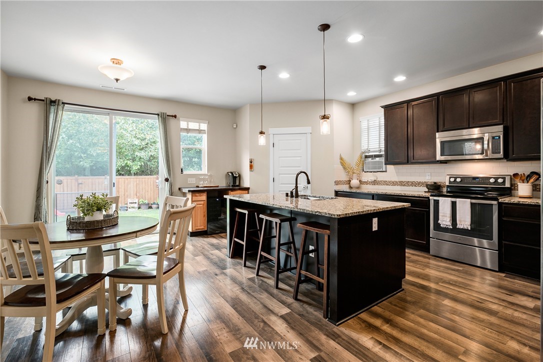 5523 Timber Ridge Drive Mount Vernon, WA 98273 - Photo 11 of 39 Gallery Image 11
