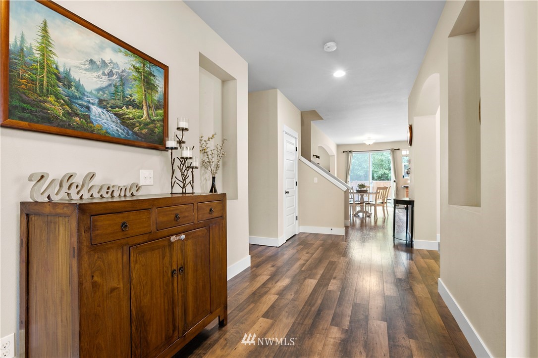 5523 Timber Ridge Drive Mount Vernon, WA 98273 - Photo 4 of 39 Gallery Image 4