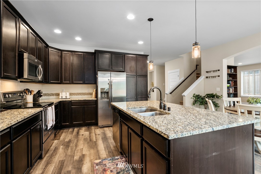 5523 Timber Ridge Drive Mount Vernon, WA 98273 - Photo 8 of 39 Gallery Image 8