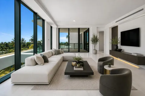 $2,299,000 | 305 Briny Avenue, Unit 306, Pompano Beach, FL 33062