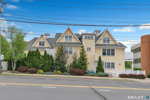 $489,900 | 76 New Canaan Avenue, Unit 3, Norwalk, CT 06850
