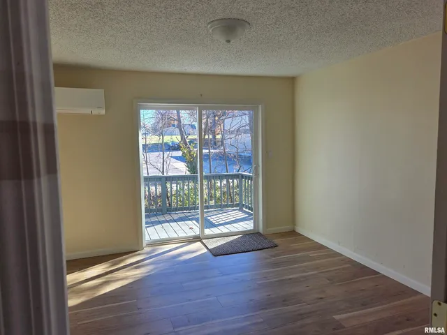 $159,000 | 1207 North Market Street, Marion, IL 62959