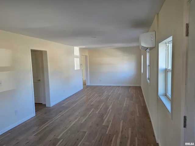 $159,000 | 1207 North Market Street, Marion, IL 62959