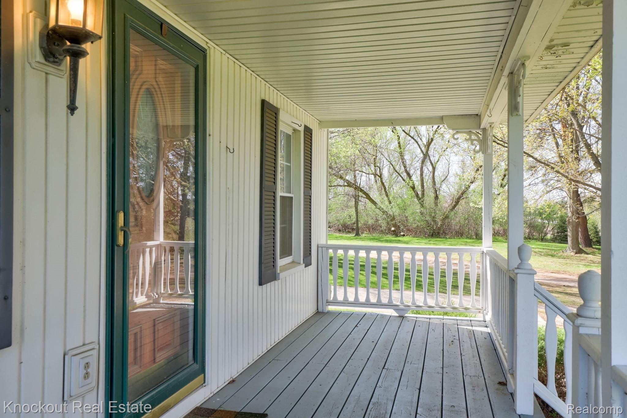 6-web-or-mls-703 State Rd Millington-6.jpg