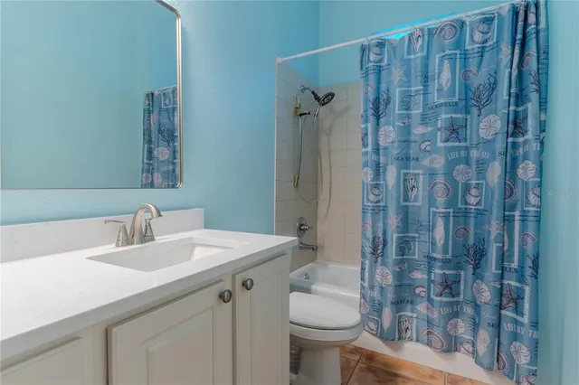 a bed room with a bed