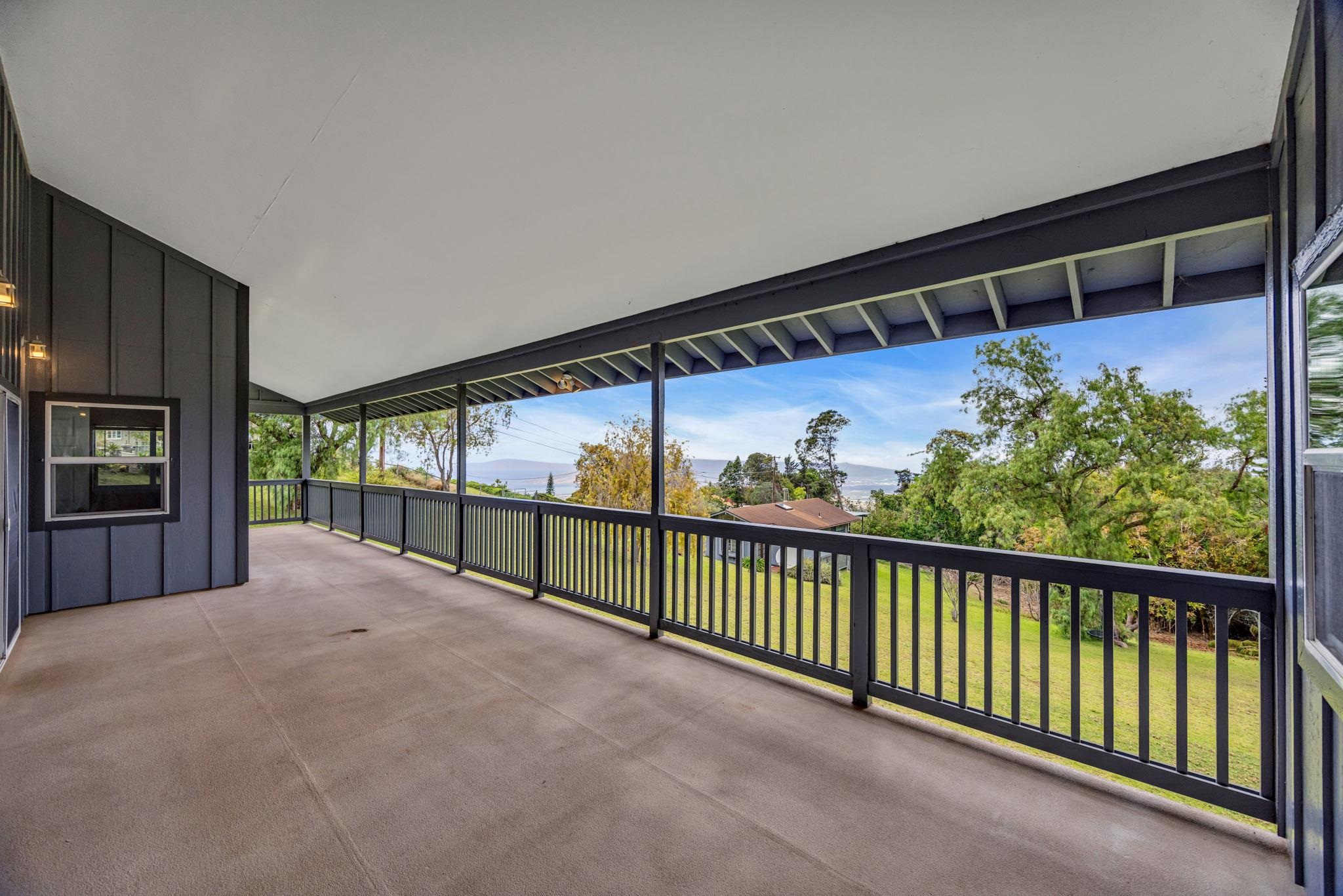 115 Alae Road Kula, HI 96790 - Photo 34 of 50 a view of a porch