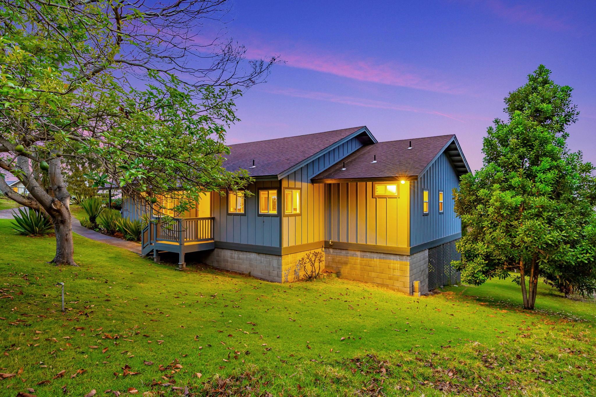 115 Alae Road Kula, HI 96790 - Photo 4 of 50 front view of a house with a big yard