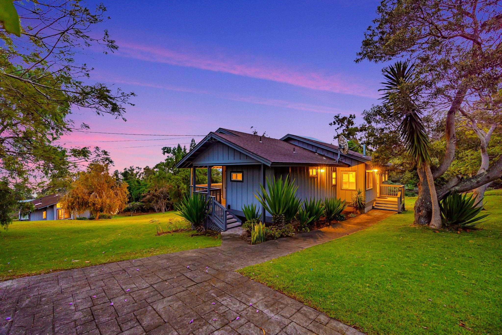 115 Alae Road Kula, HI 96790 - Photo 5 of 50 a view of a house with a yard