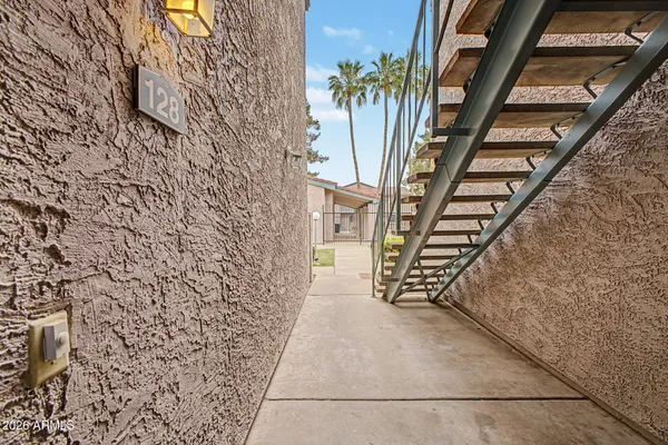 $214,900 | 623 West Guadalupe Road, Unit 128, Mesa, AZ 85210