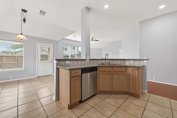 $2,250 | 3135 Silver Cedar Trail, Katy, TX 77449