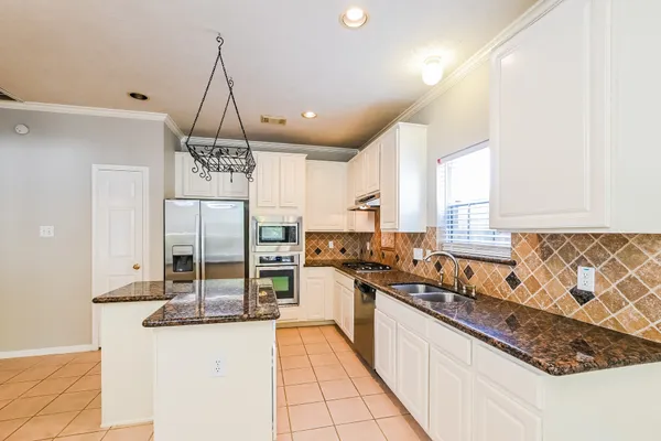$3,455 | 2634 Vermillion Drive, Seabrook, TX 77586