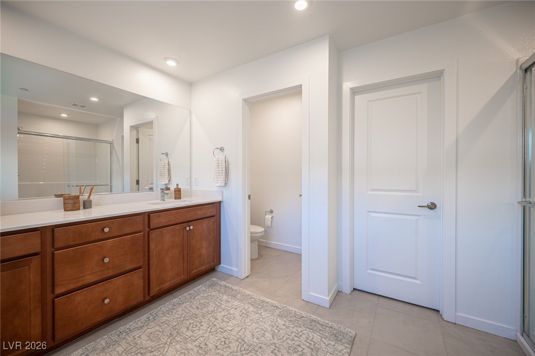 9240 Rampa Street Las Vegas, NV 89166 - Photo 18 of 28 Primary Bathroom