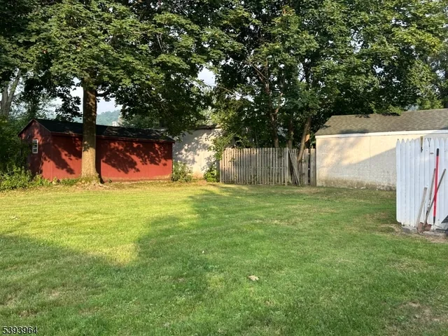 $475,000 | 302 Grand Avenue, Hackettstown, NJ 07840