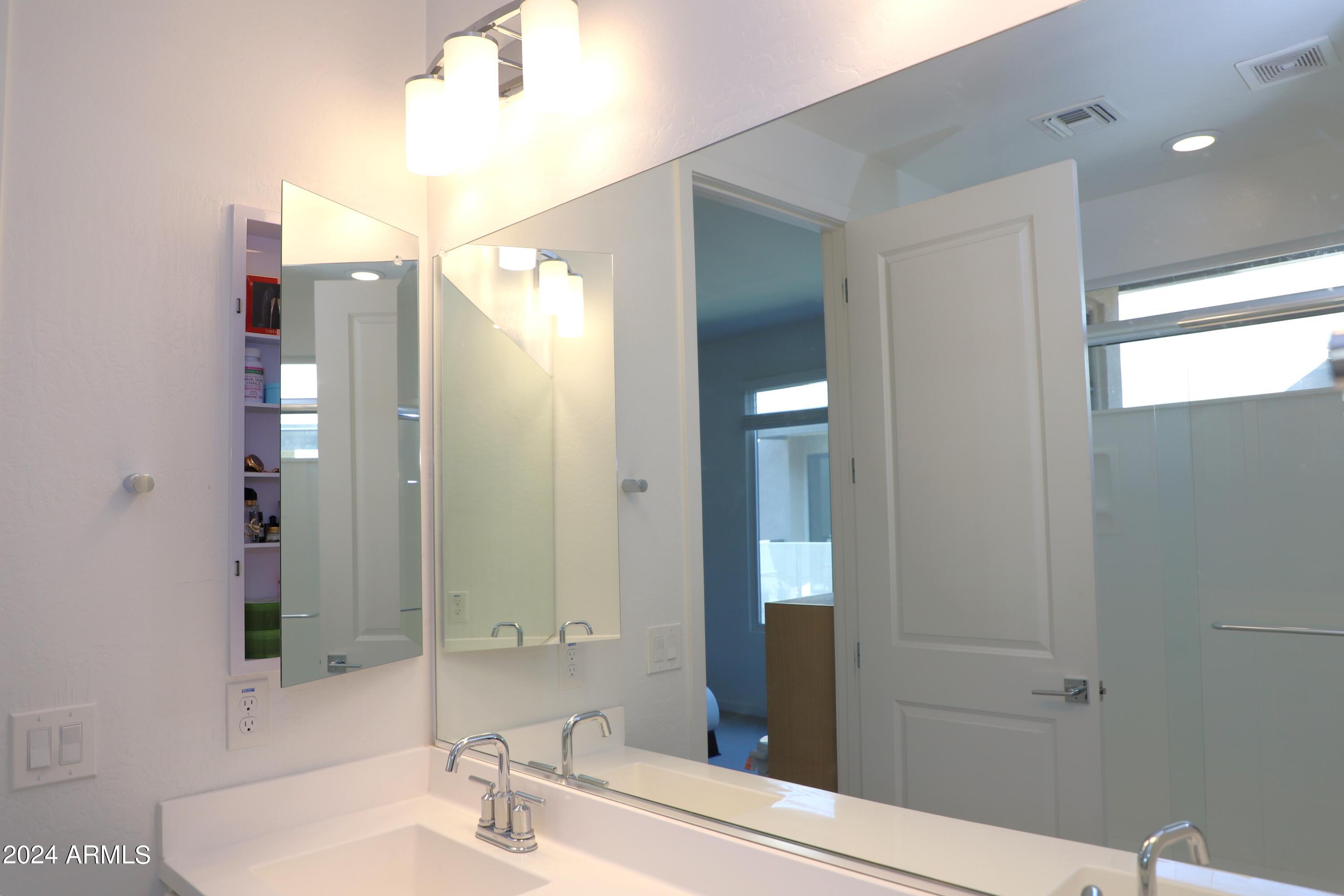 901 South Smith Road, Unit 1059 Tempe, AZ 85281 - Photo 35 of 58 34