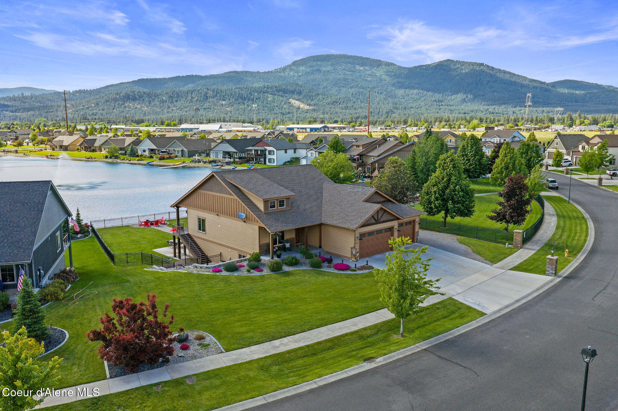 14817 North Pristine Circle Rathdrum, ID 83858 - Photo 5 of 72 4_SelkirkMedia