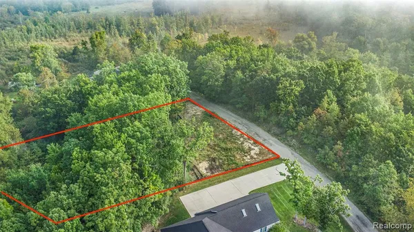$79,900 | 62 Preserve Drive, Fenton, MI 48430