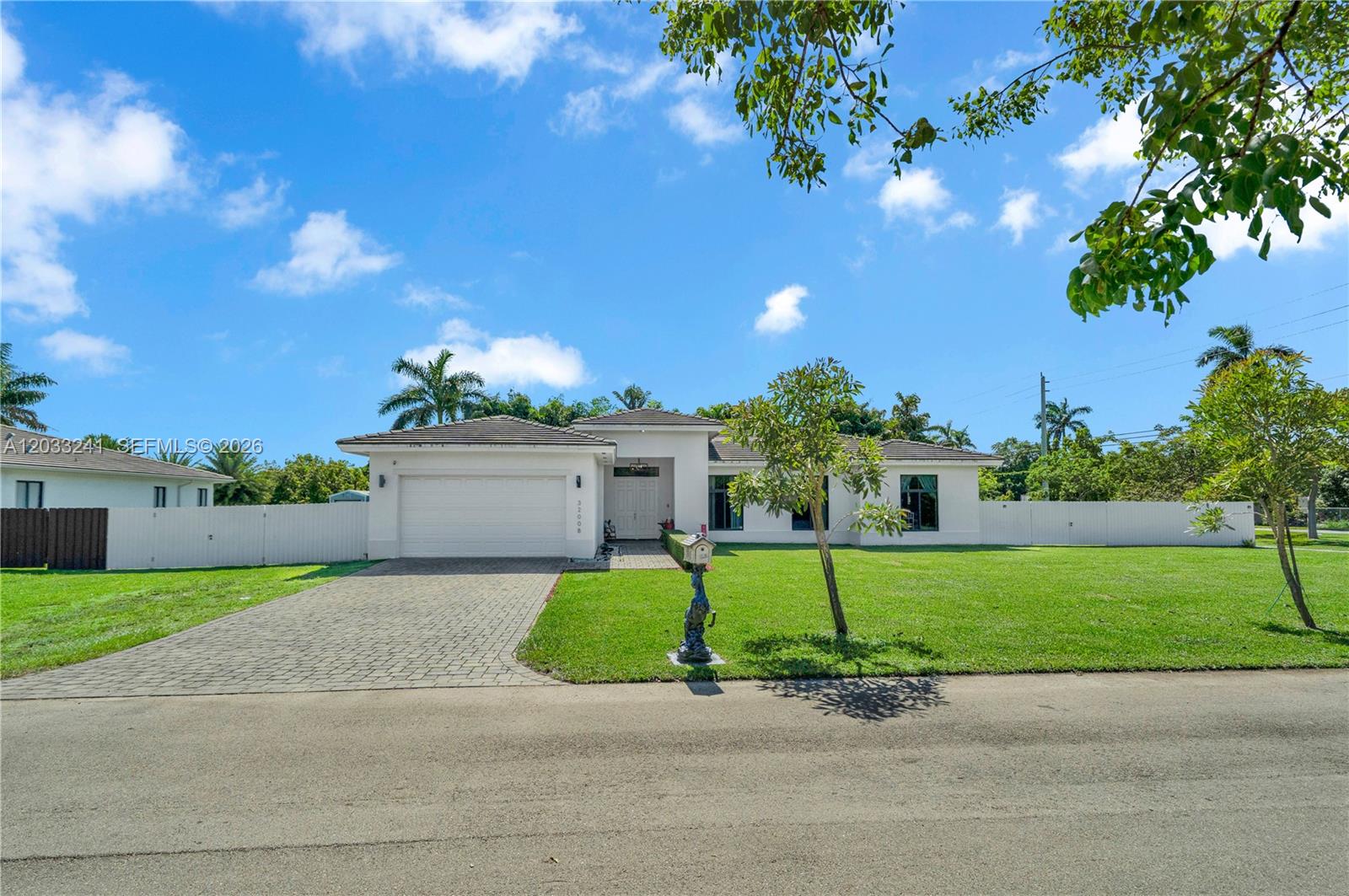 32008 Southwest 199th Place Homestead, FL 33030 - Photo 1 of 60