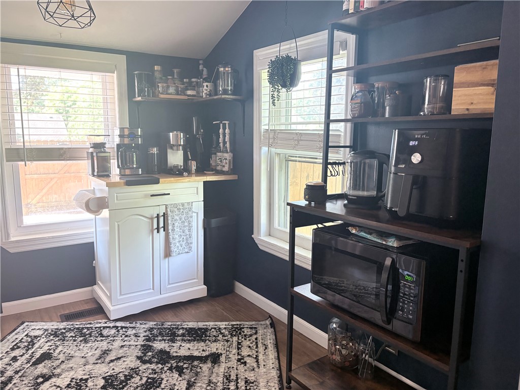 150 Stuart Avenue Arcadia, NY 14513 - Photo 6 of 25 Breakfast Nook