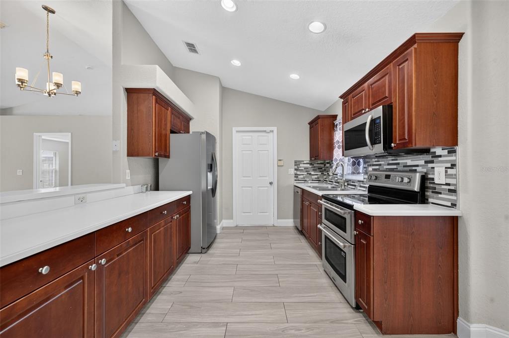 3350 Countryside View Drive St. Cloud, FL 34772 - Photo 16 of 39