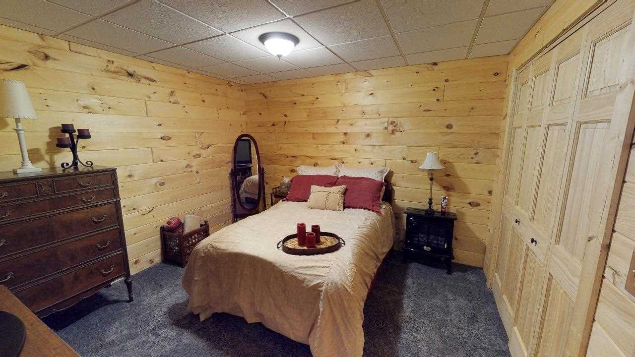 1847 Round Lake Road Interlochen, MI 49643 - Photo 27 of 35 1846323-26.JPG
