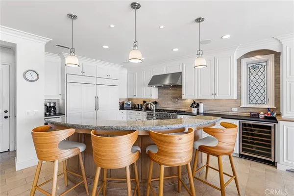 $25,000 | 7304 West Oceanfront, Newport Beach, CA 92663