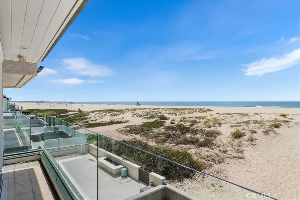$25,000 | 7304 West Oceanfront, Newport Beach, CA 92663