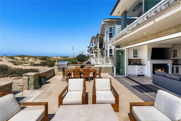 $25,000 | 7304 West Oceanfront, Newport Beach, CA 92663
