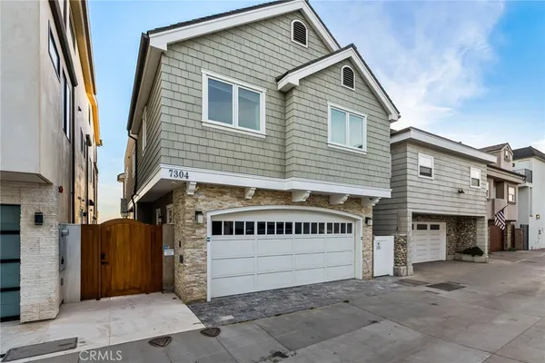 $25,000 | 7304 West Oceanfront, Newport Beach, CA 92663