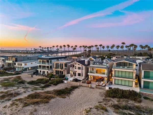 $25,000 | 7304 West Oceanfront, Newport Beach, CA 92663