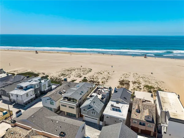 $25,000 | 7304 West Oceanfront, Newport Beach, CA 92663