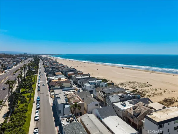 $25,000 | 7304 West Oceanfront, Newport Beach, CA 92663