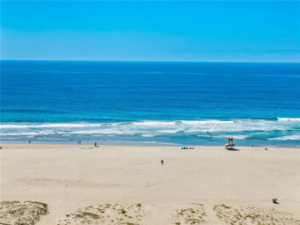 $25,000 | 7304 West Oceanfront, Newport Beach, CA 92663