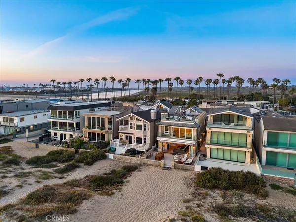 $25,000 | 7304 West Oceanfront, Newport Beach, CA 92663