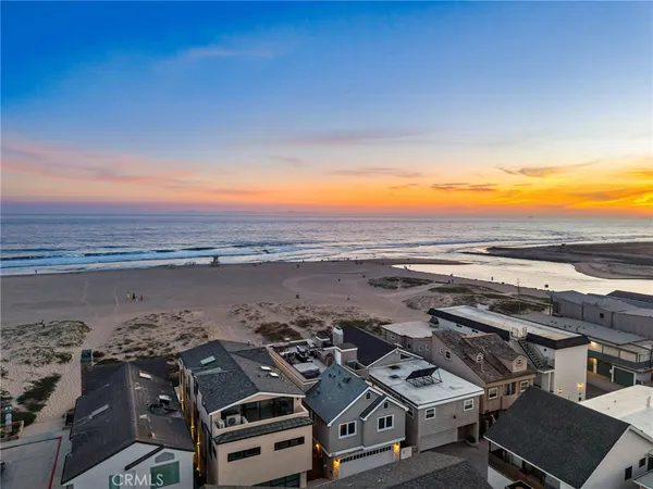 $25,000 | 7304 West Oceanfront, Newport Beach, CA 92663