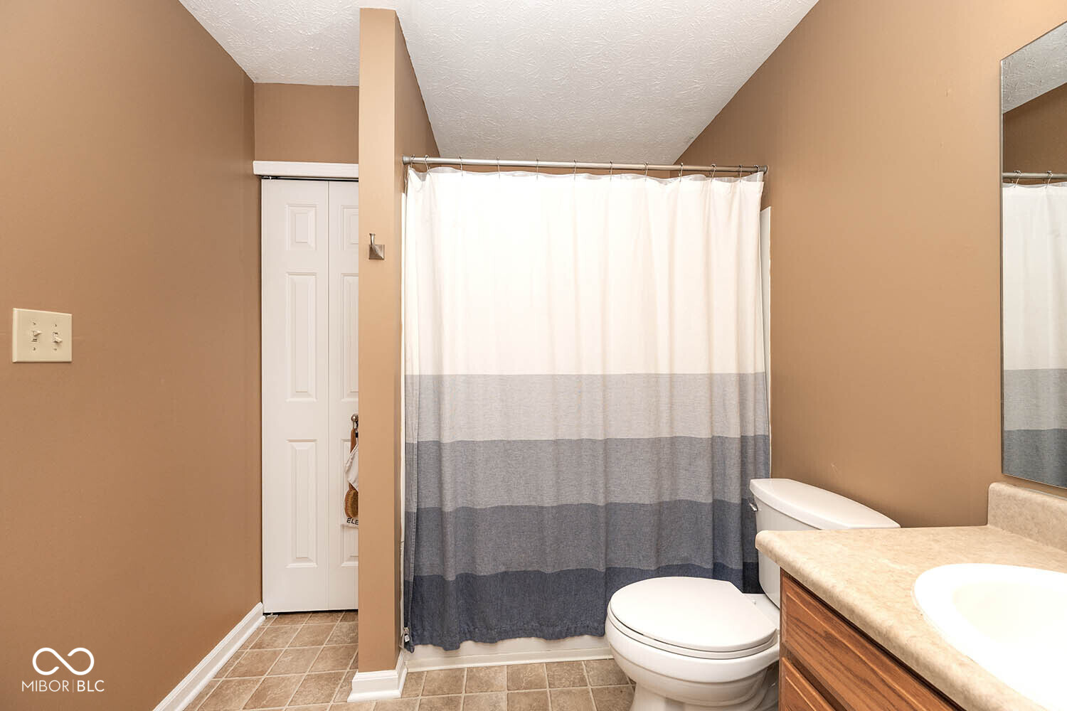 8113 Rambling Road Indianapolis, IN 46239 - Photo 9 of 15