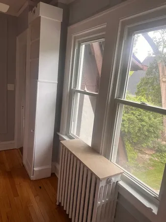 $1,650 | 1155 St Johns Avenue, Unit F, Highland Park, IL 60035