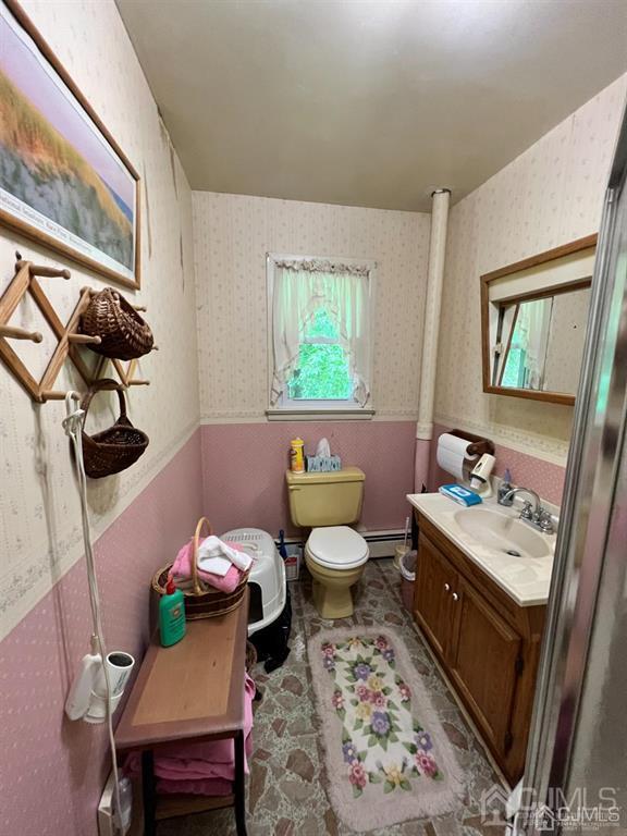 21 White Pine Road North Brunswick, NJ 08902 - Photo 22 of 33 a reading room with furniture and a window