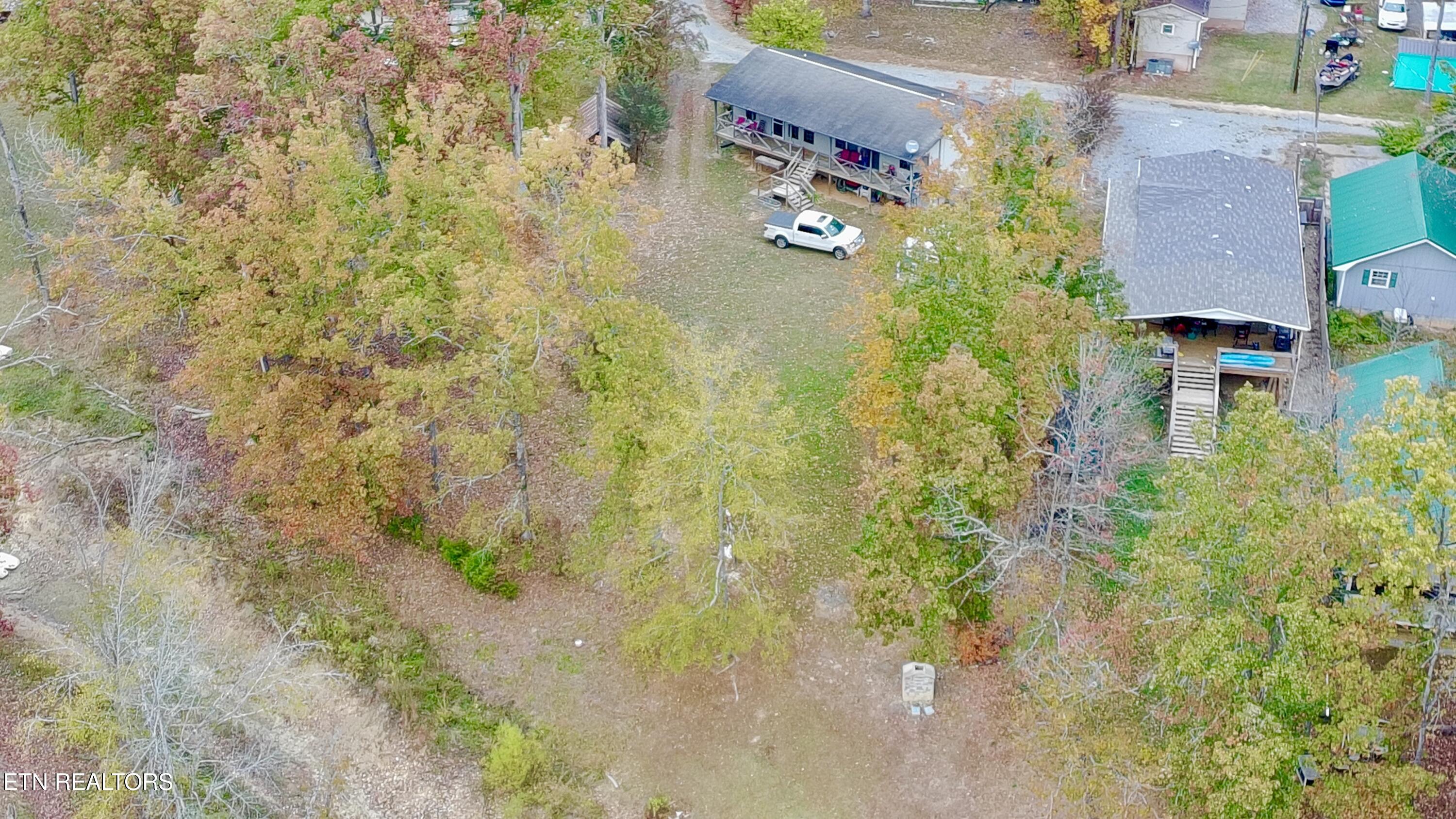 115 Bluegill Way Sevierville, TN 37876 - Photo 2 of 25 Front porch facing lake