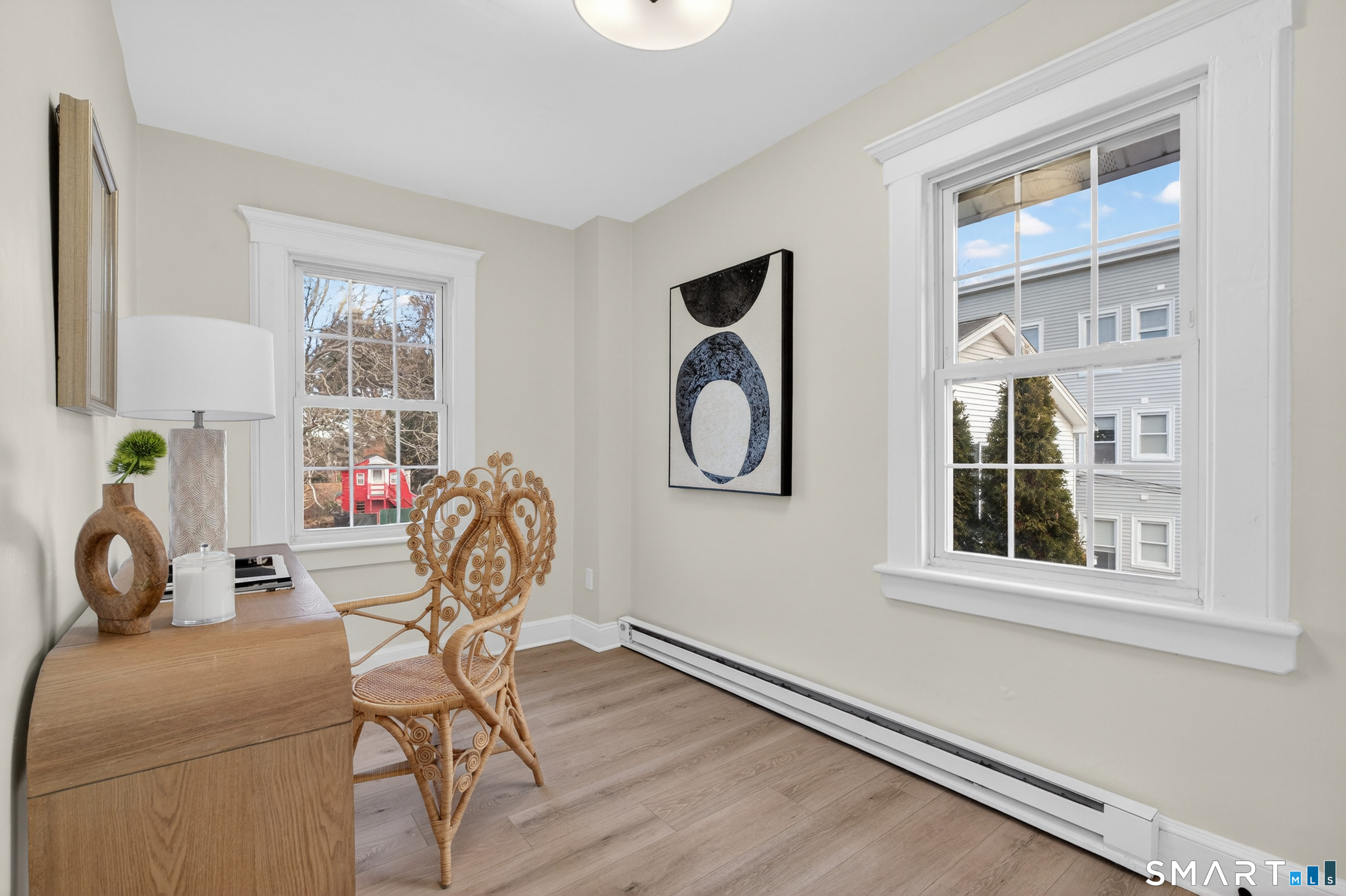 190 West Main Street Milford, CT 06460 - Photo 19 of 28 a room with a workspace