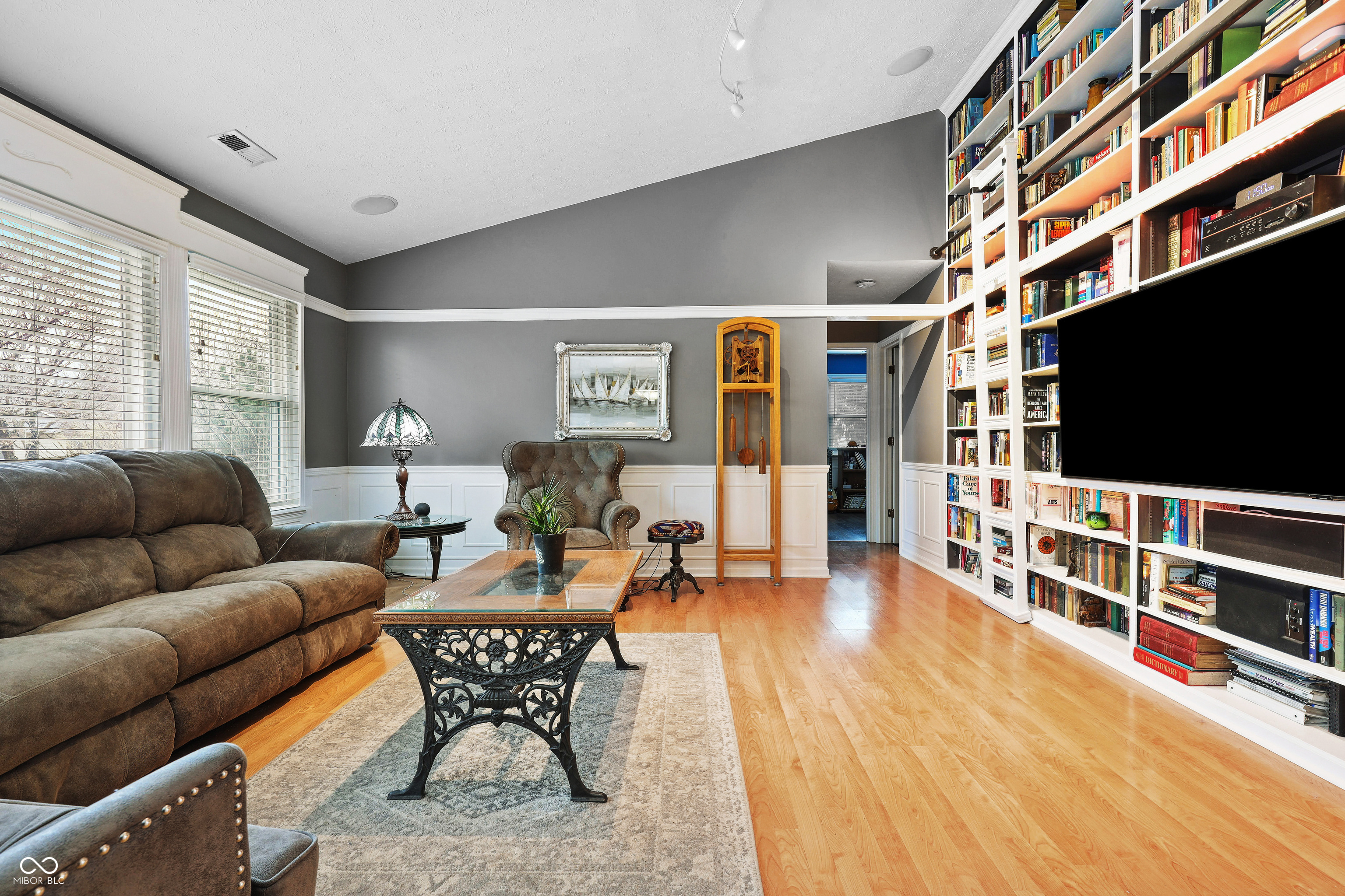 12205 Whitebark Drive Indianapolis, IN 46236 - Photo 6 of 36