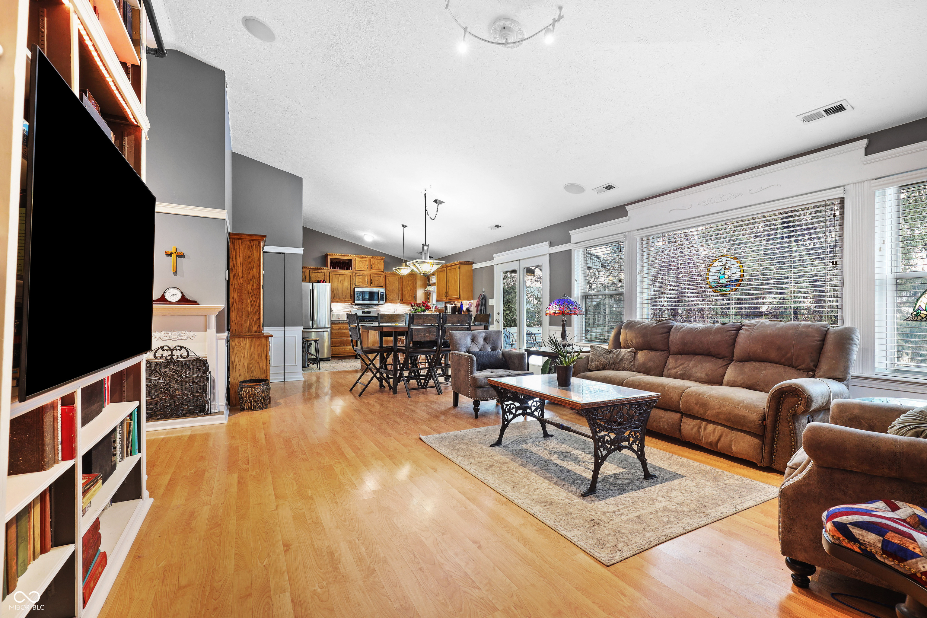 12205 Whitebark Drive Indianapolis, IN 46236 - Photo 9 of 36