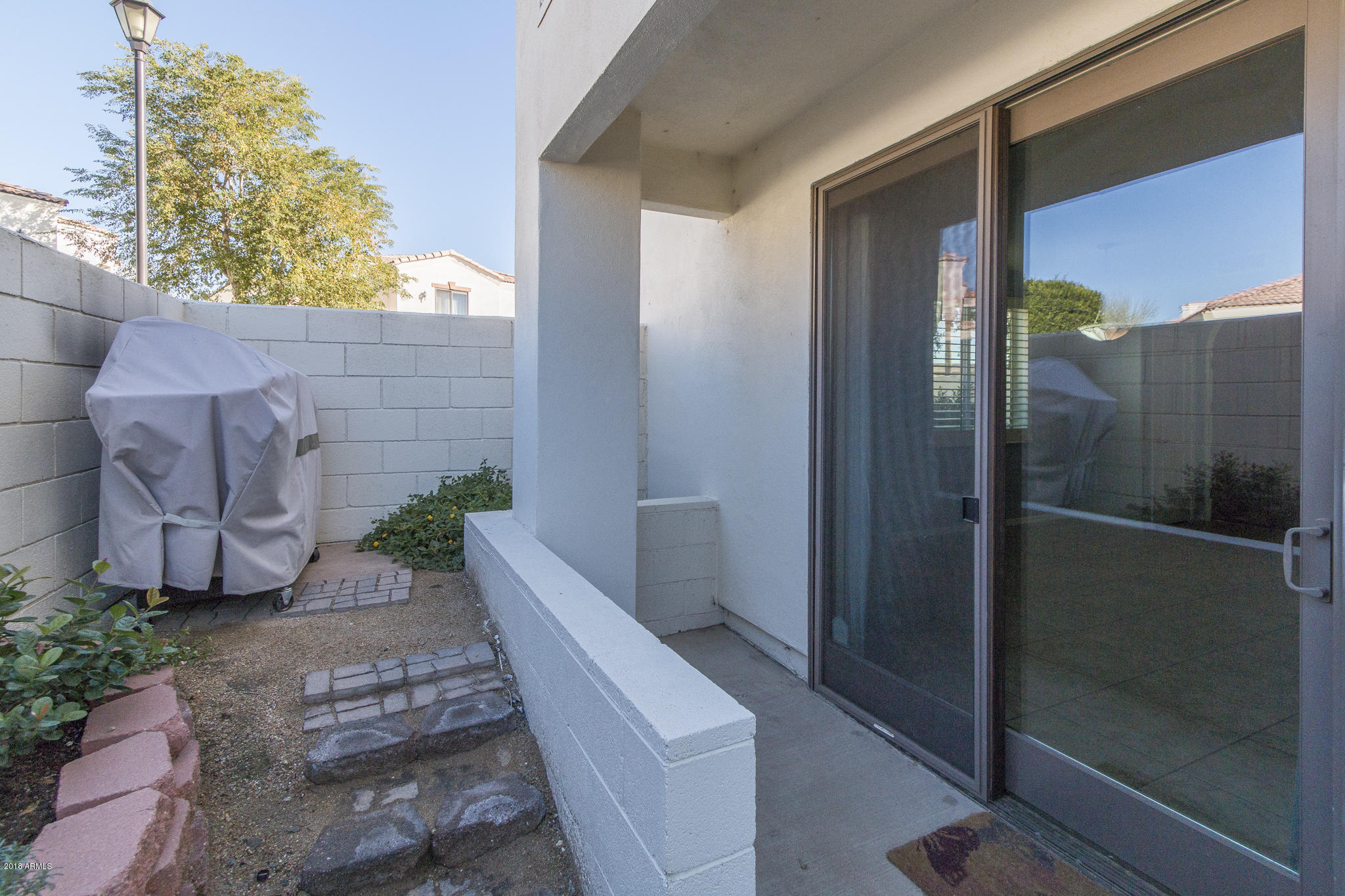 1750 East Ocotillo Road, Unit 23 Phoenix, AZ 85016 - Photo 22 of 27 a view of an entryway