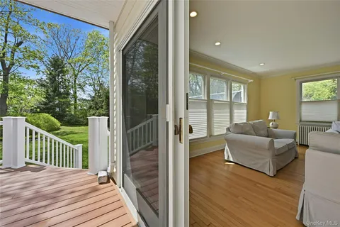 $799,000 | 95 6th Avenue, Huntington Station, NY 11746