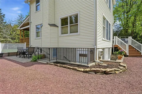 $799,000 | 95 6th Avenue, Huntington Station, NY 11746