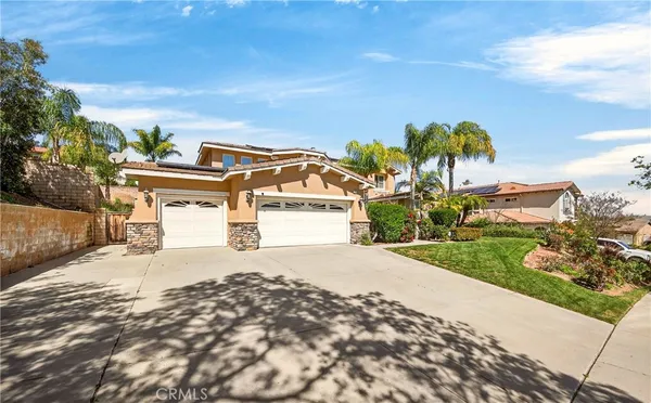 $1,249,000 | 1749 Tamarron Drive, Corona, CA 92883
